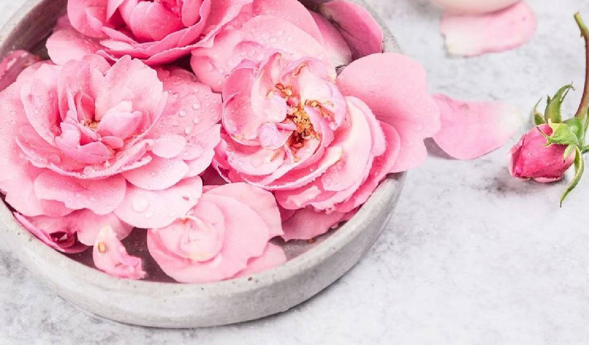 Agua de rosas