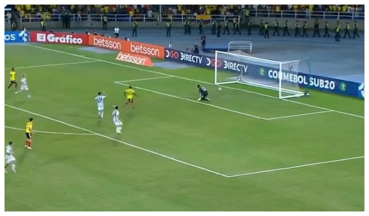 Gol de Colombia ante Argentina
