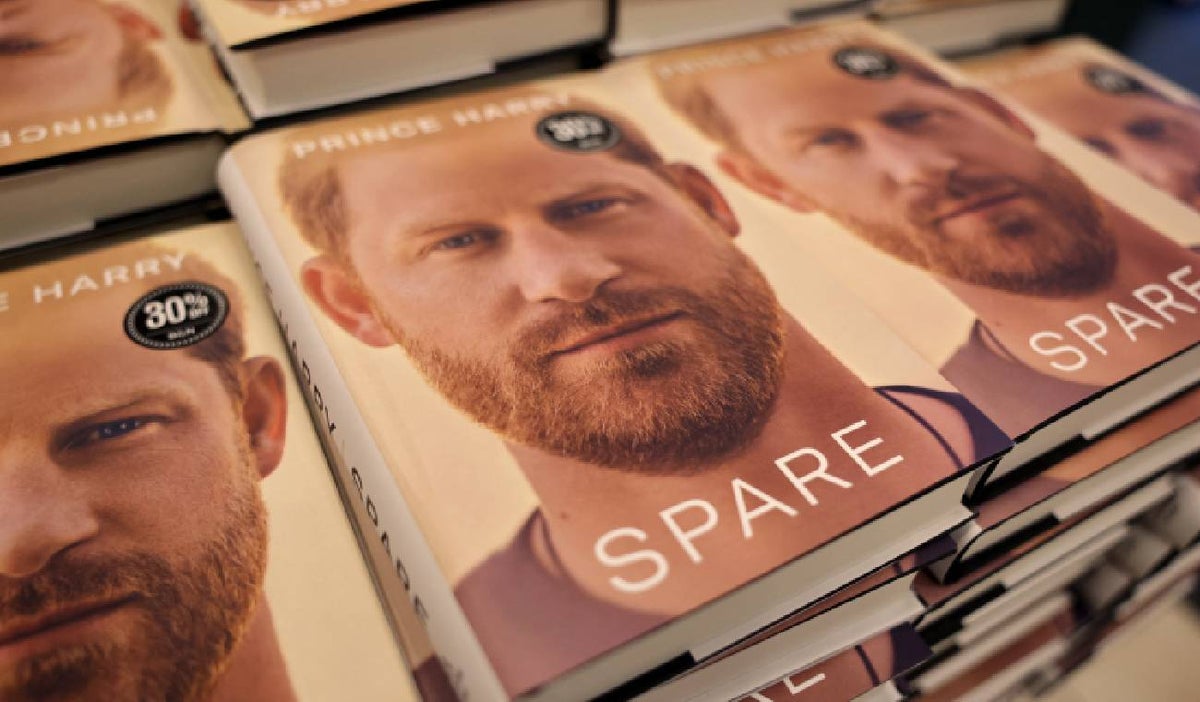 En la sombra, libro del príncipe Harry