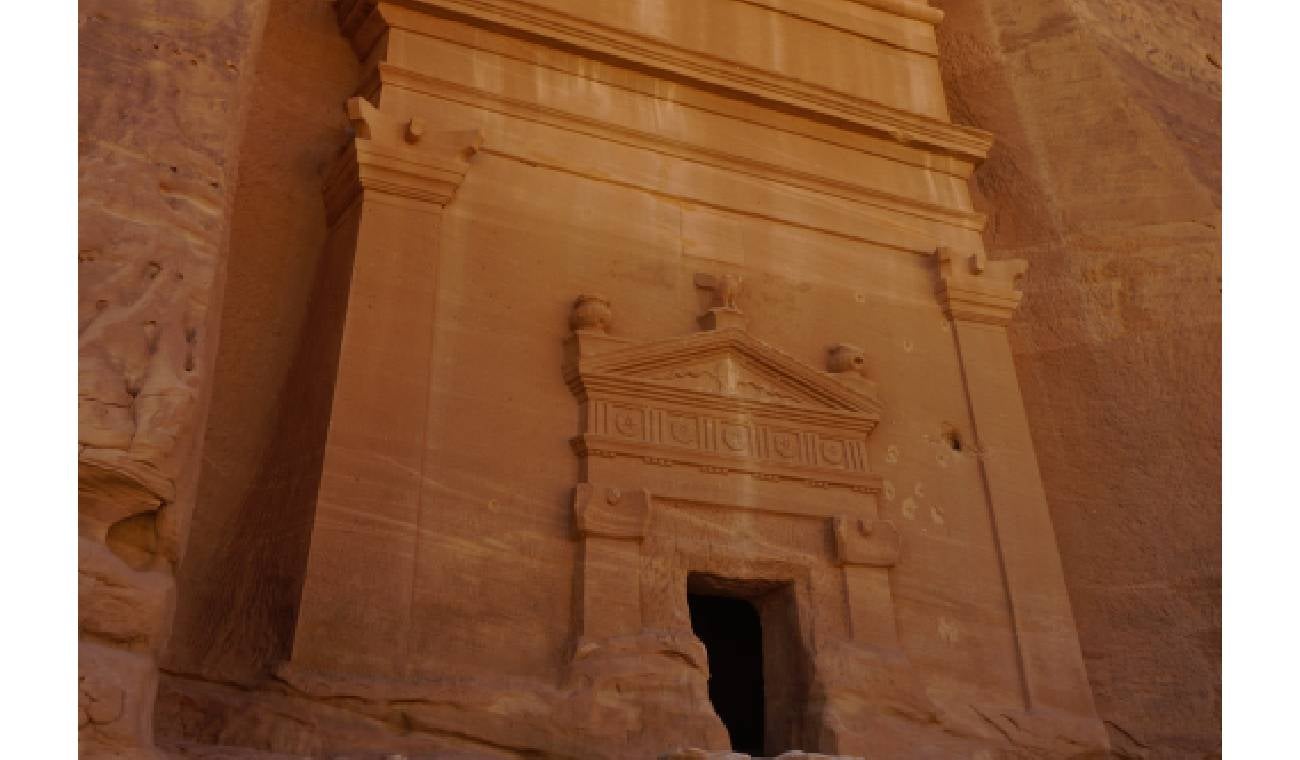 Hegra, monumento arqueológico declarado Patrimonio de la Humanidad.