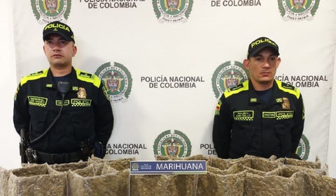Incautan marihuana en el aeropuerto de Bogotá