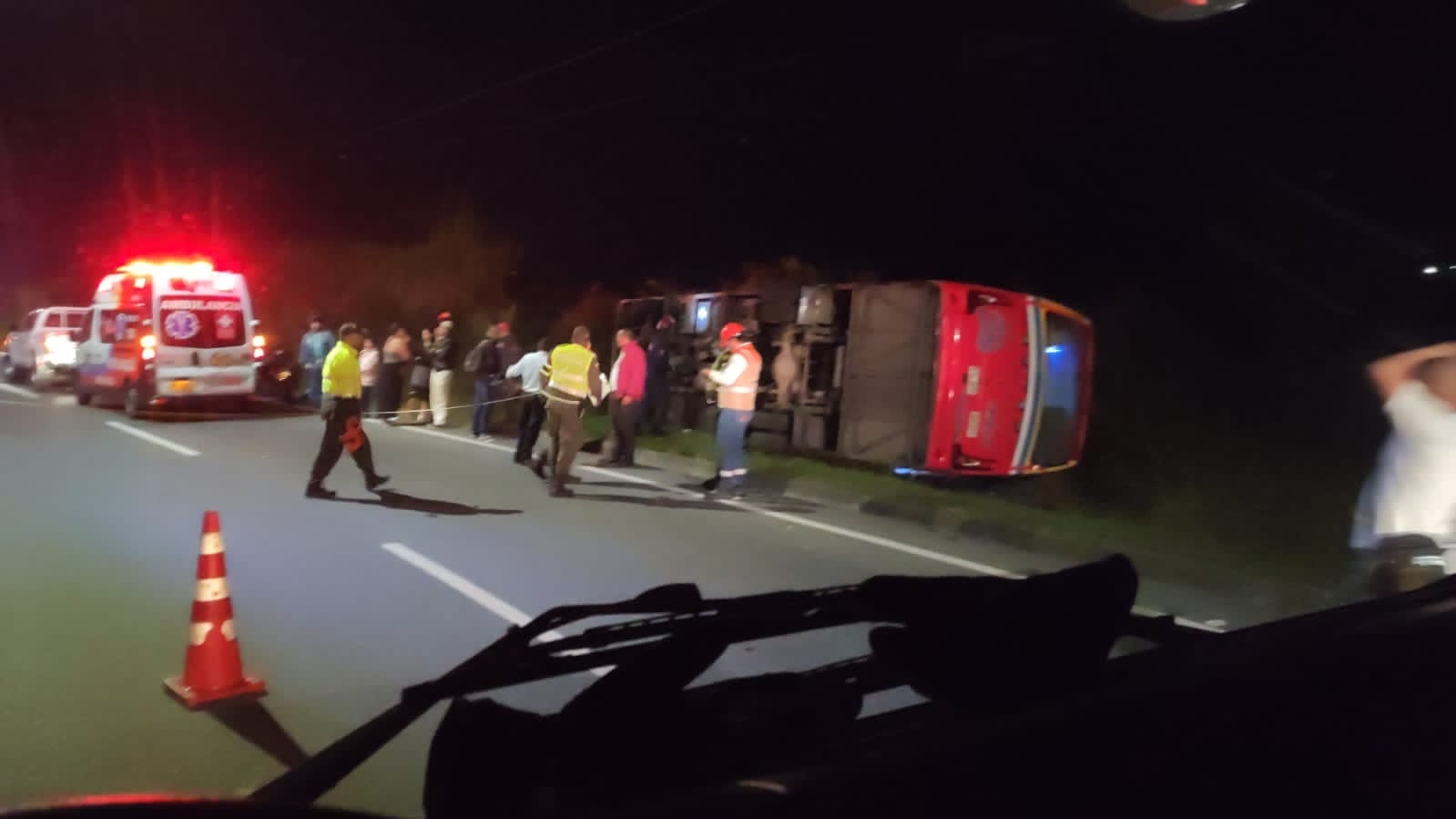 Accidente en la vía Medellín- Bogotá