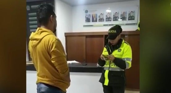 Hombre acusado de abusar a menor de edad