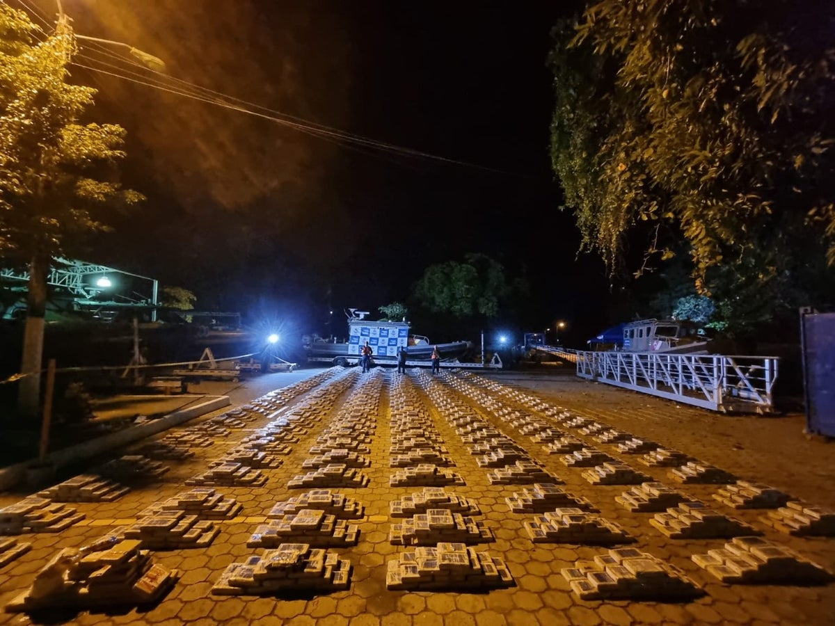 La droga ilícita era transportada en un semisumergible
