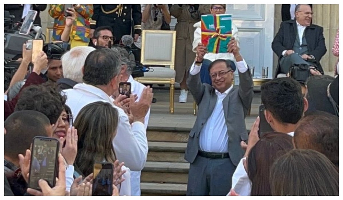 Gustavo Petro y la reforma a la salud