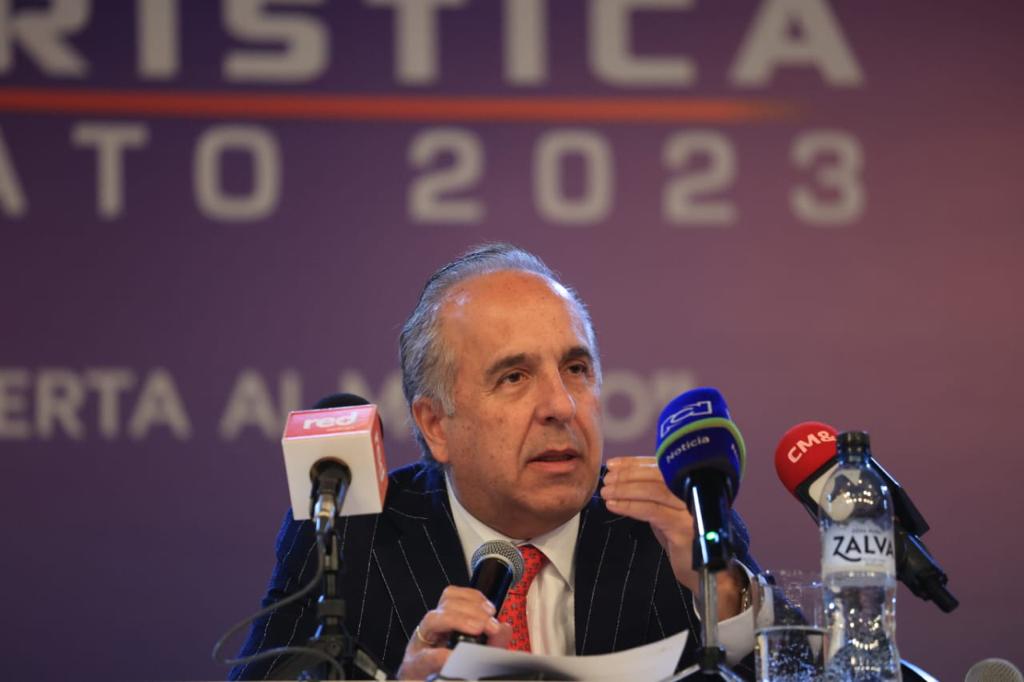 Ministro de Transporte Guillermo Reyes