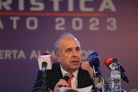 Ministro de Transporte Guillermo Reyes