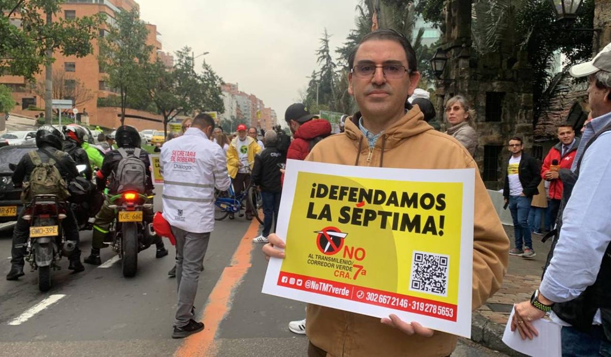 Protestas en la carrera séptima