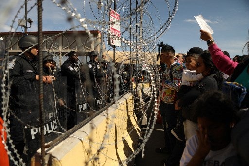Migrantes irregulares en la frontera México - EE.UU.