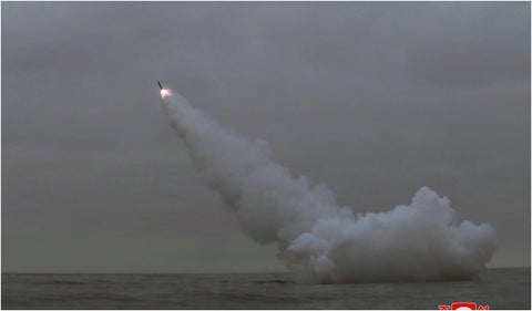 Corea del Norte lanza dos misiles balísticos