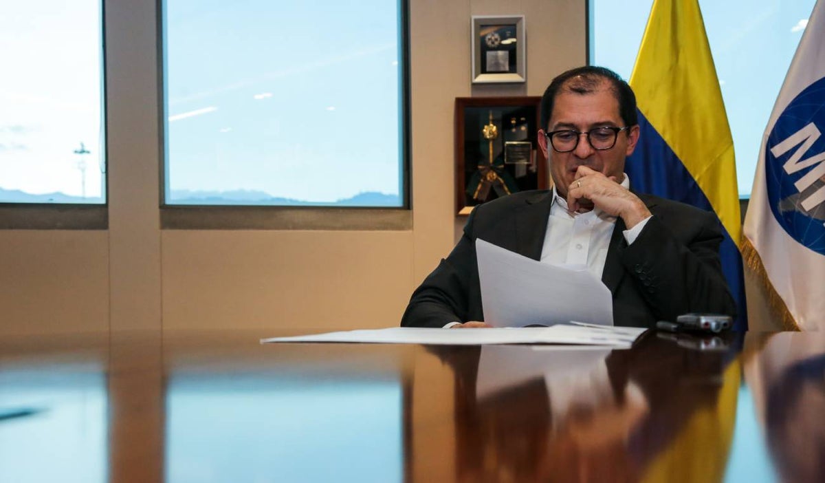 Fiscal Francisco Barbosa contra Plan de Desarrollo: habla de robo de plata