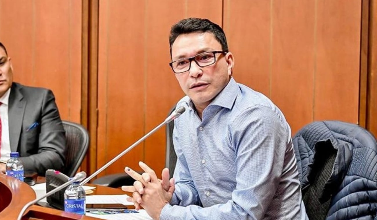 .Fiscalía Impuso medida de detención domiciliaria contra Carlos Caicedo, Gobernador del Magdalena