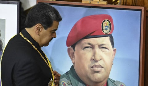 Nicolás Maduro y Hugo Chávez