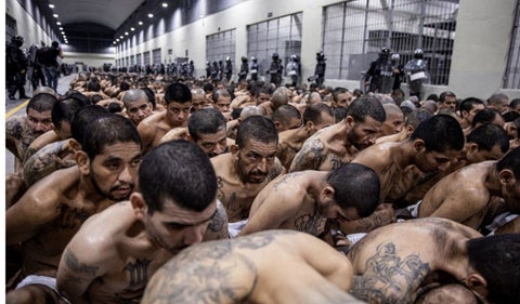Pandilleros en cárcel del Salvador
