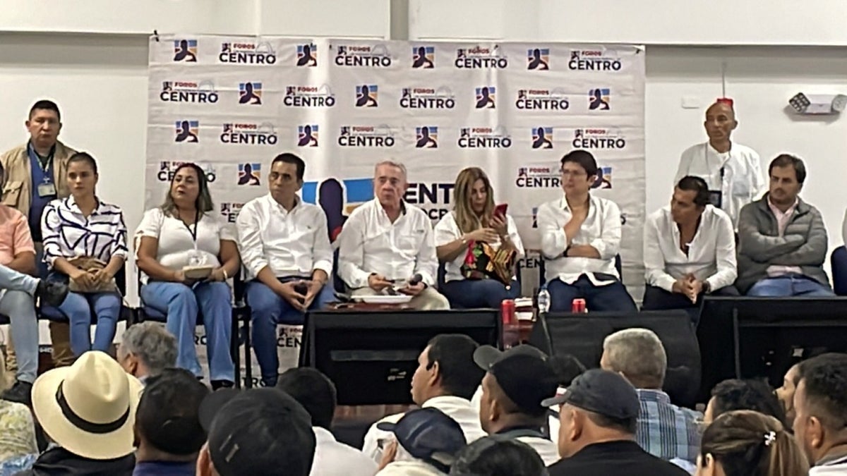 El evento se denominó 'Las regiones vuelven al centro'.