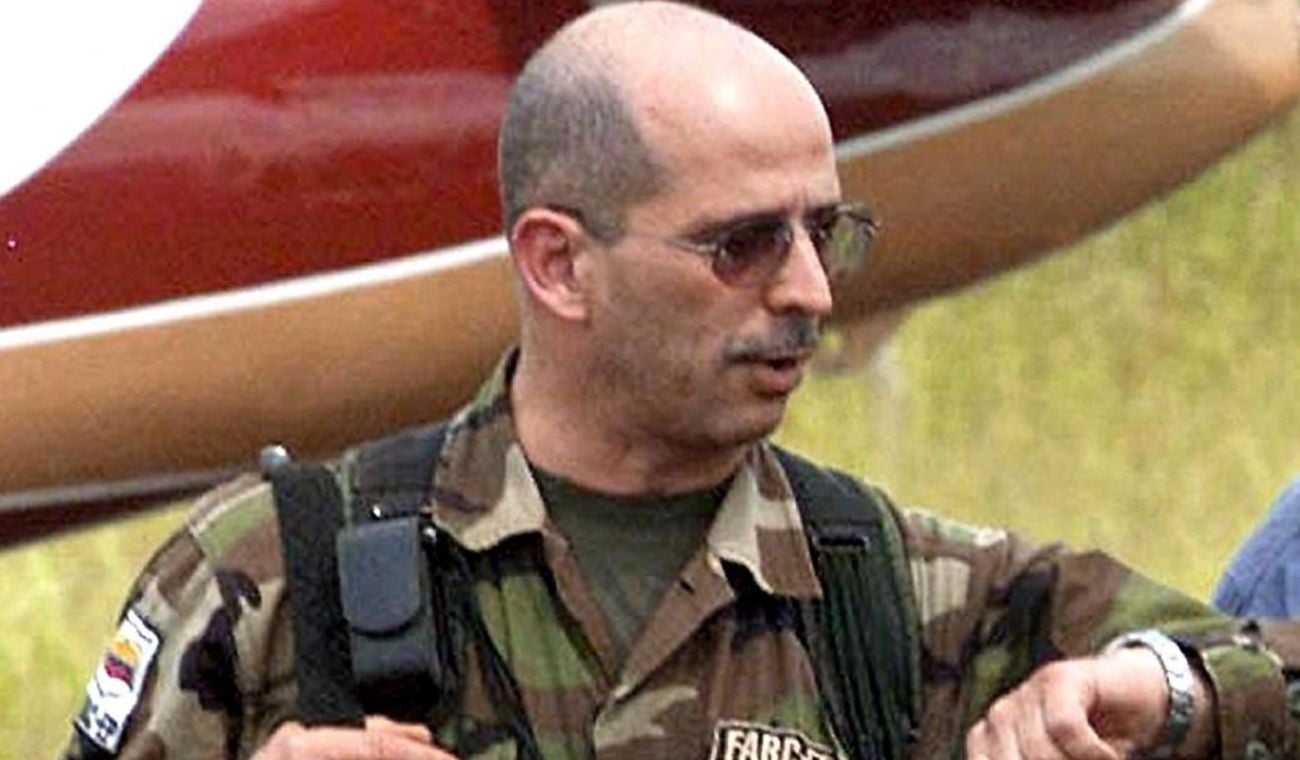 Simón Trinidad en enero de 2002