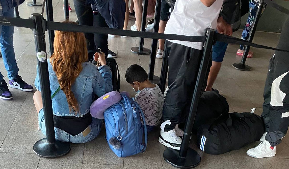 Viajeros afectados por Crisis de Ultra Air
