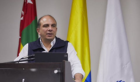 Defensor del Pueblo Carlos Camargo