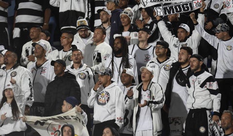 Hinchas de Corinthians