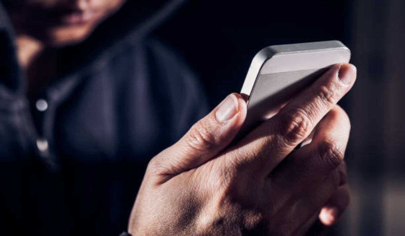 ¿Compró un CELULAR usado?  Así puede saber si es ROBADO