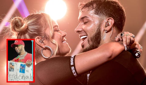 Anuel le pide perdón a Karol G