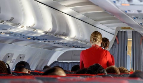 Auxiliares de vuelo