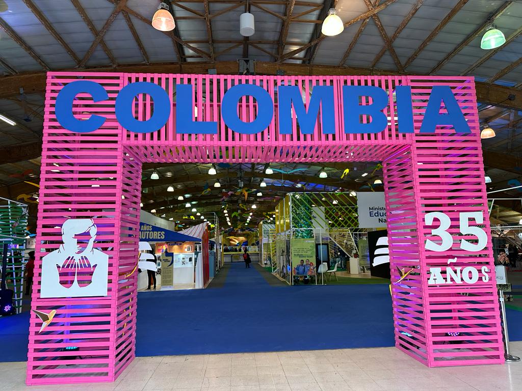 Fotografía Sandy Montaña Pabellón Colombia FILBo23
