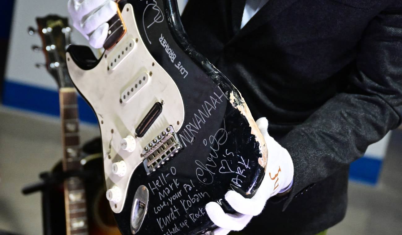 Guitarra destrozada por Kurt Cobain