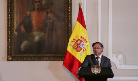 Gustavo Petro en España