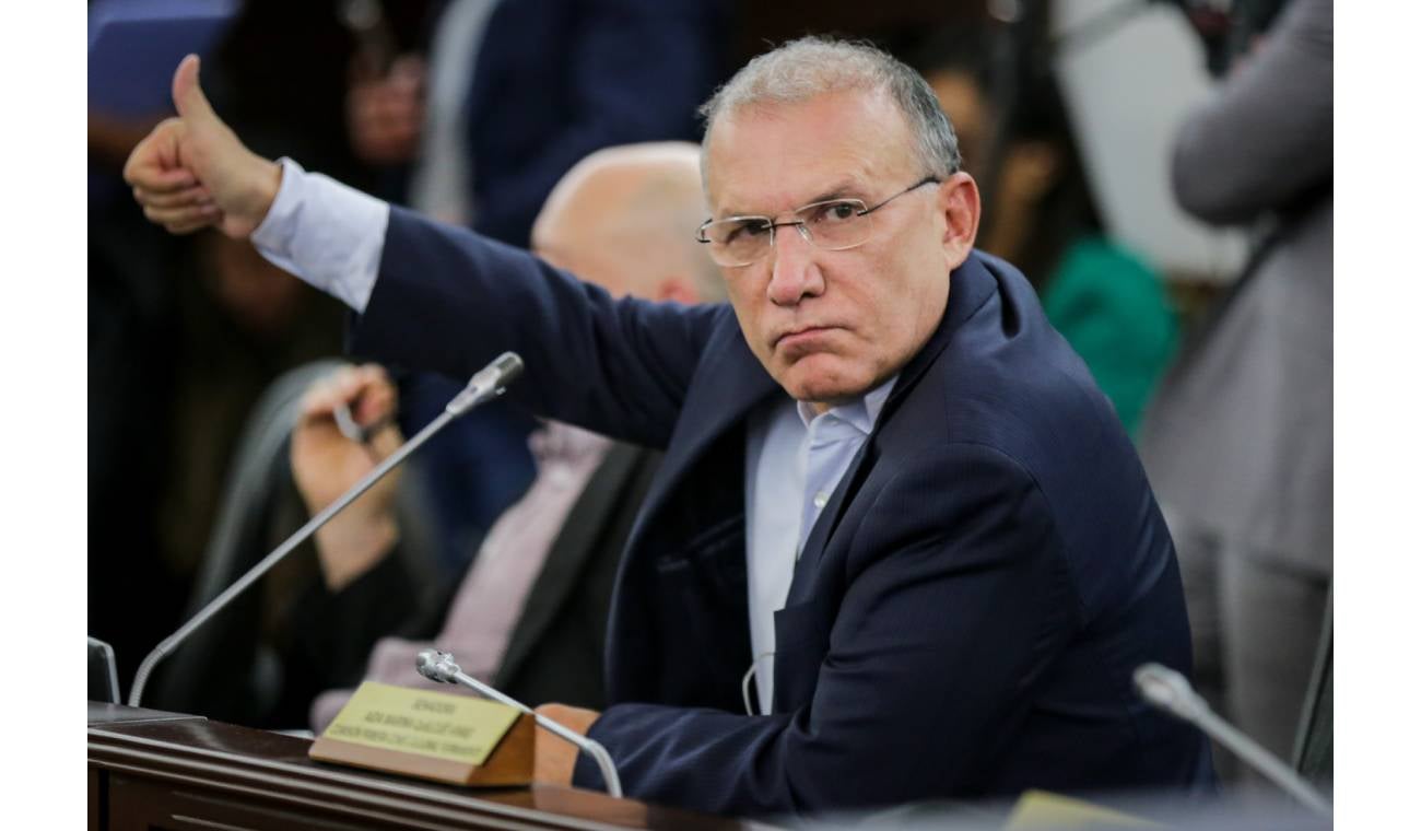 Roy Barreras puede ser ministro o candidato en octubre