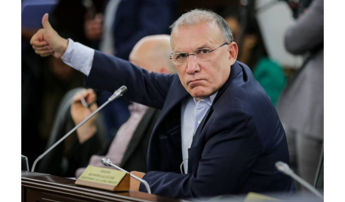 Roy Barreras puede ser ministro o candidato en octubre