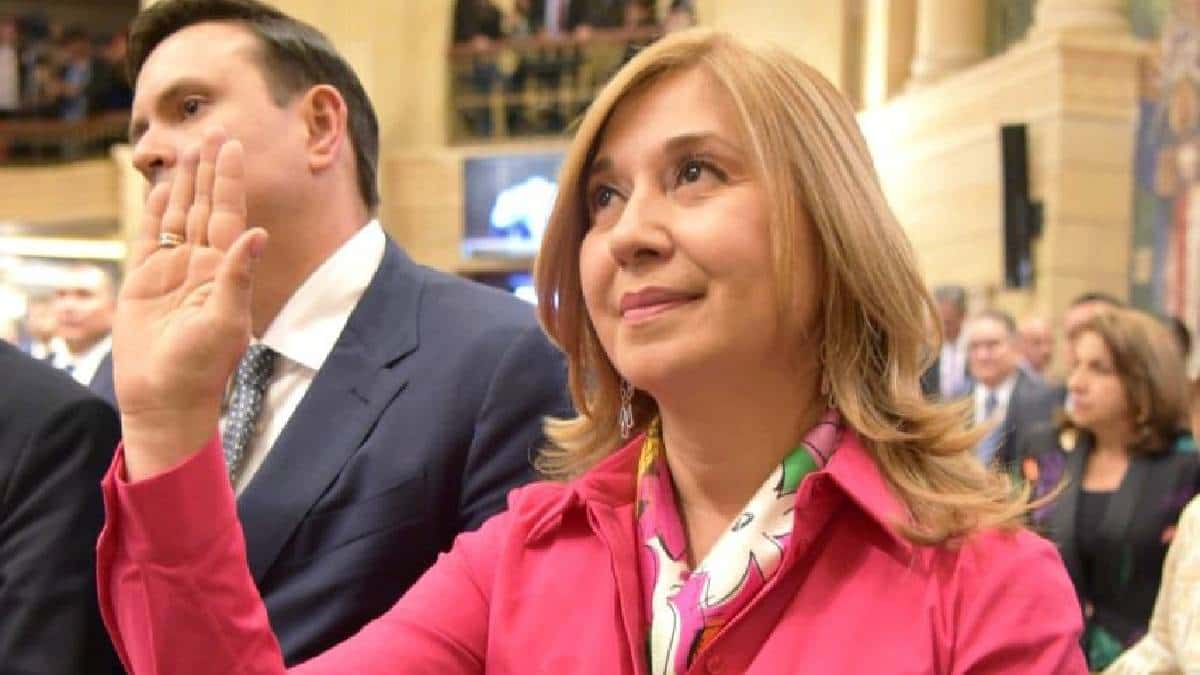 Senadora Norma Hurtado