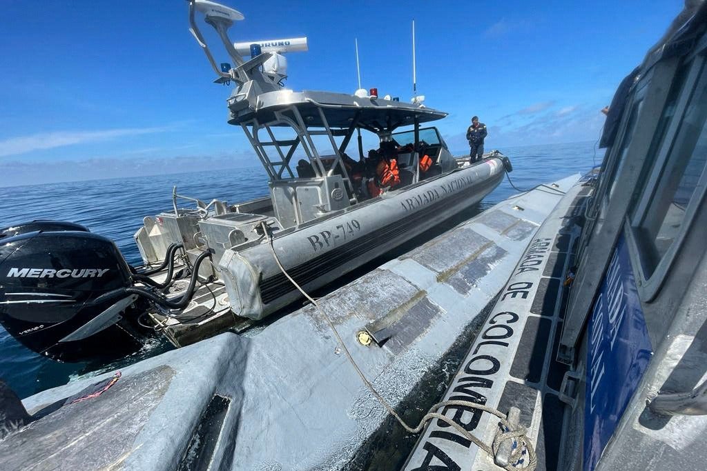 Armada Nacional de Colombia intercepta cargamentos de droga
