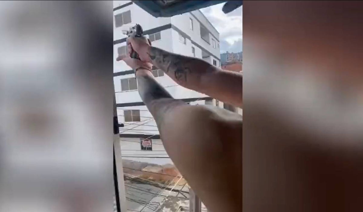 Capturan a jóvenes borrachos que hicieron tiros al aire