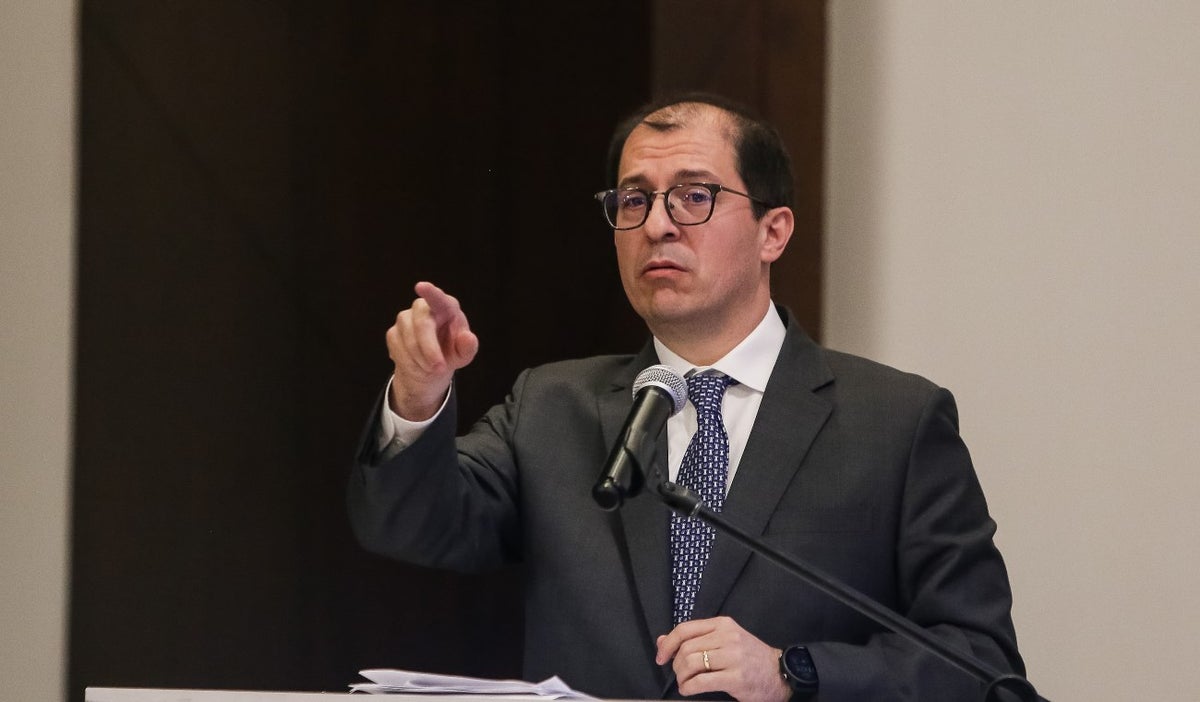 Francisco Barbosa, fiscal