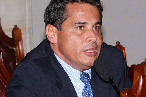 El exsenador Carlos Ferro