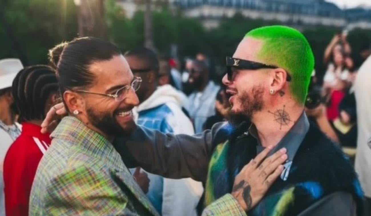 Maluma y J Balvin en desfile de Louis Vuitton