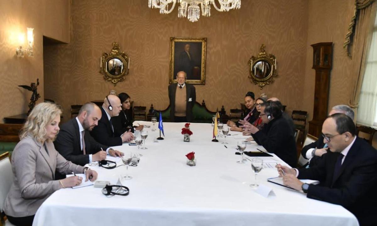 CPI con Petro
