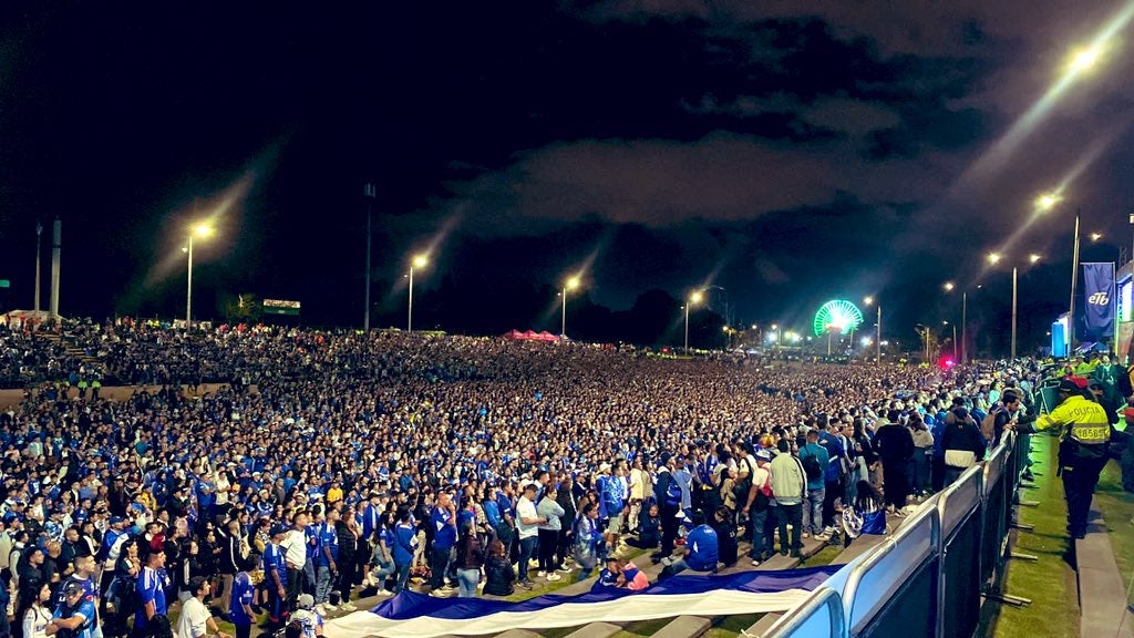 Millonarios en el Simón Bolívar