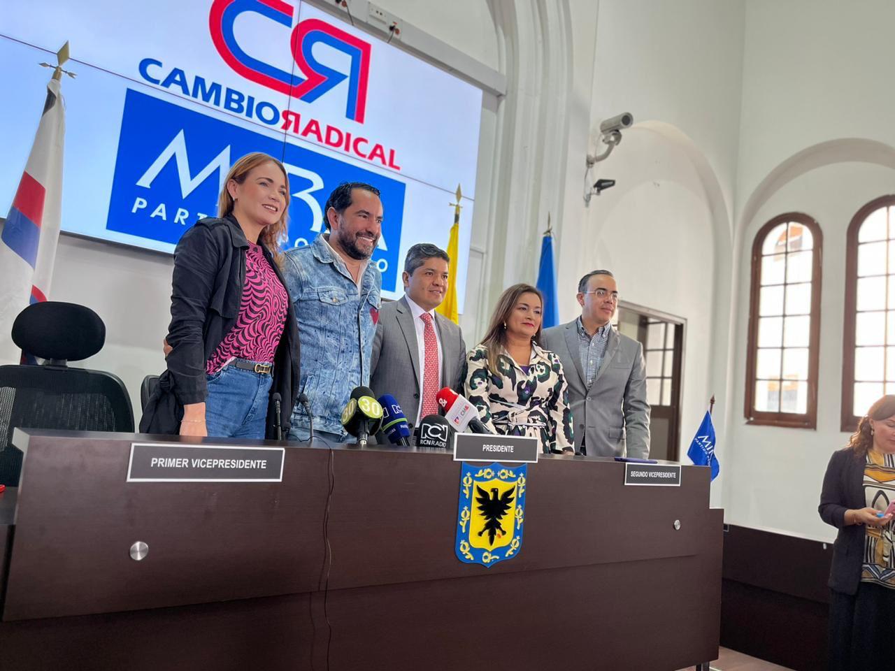 Alianza entre Cambio Radical y el Partido Mira.