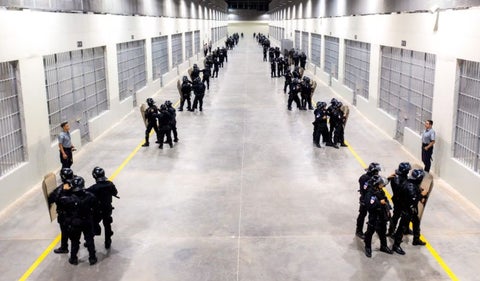 Colombianos detenidos en El Salvador