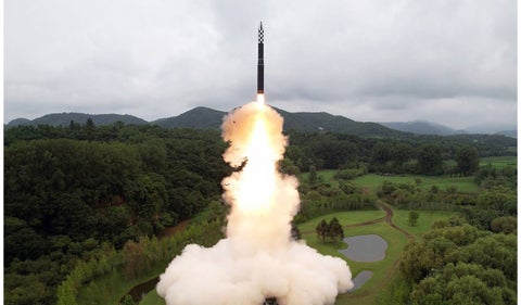 Corea del Norte revela video de lanzamiento del misil