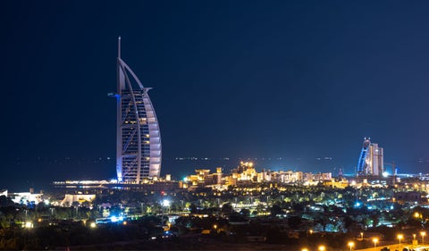 Empleo en Dubai para atender hoteles