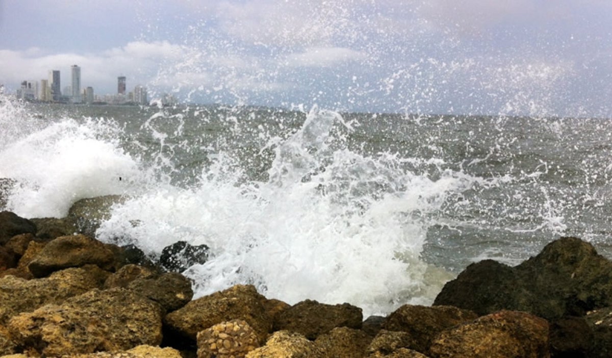 Fuerte oleaje en el atlántico