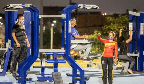 Gimnasios nocturnos y gratuitos en Bogotá