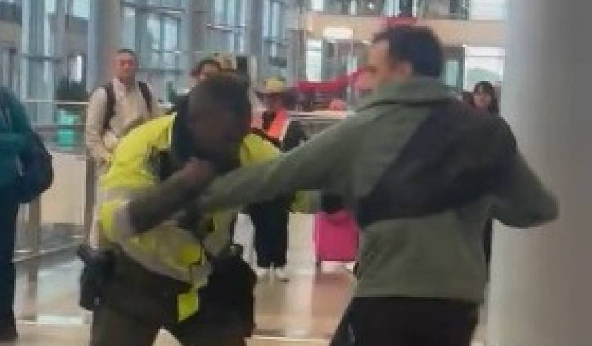Golpiza a Policía