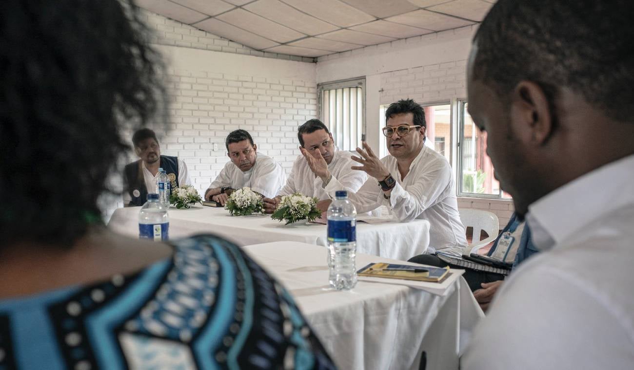 Mesa de diálogo con bandas delincuenciales