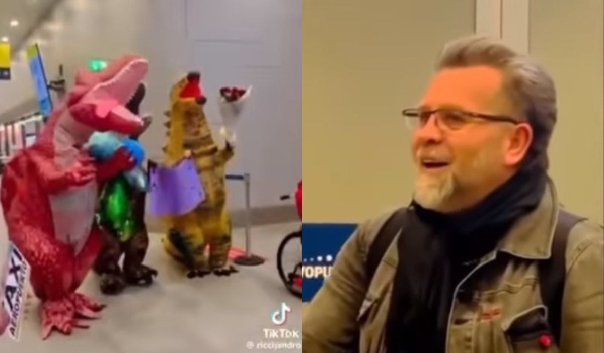 Padre es recibido en el aeropuerto por sus hijos