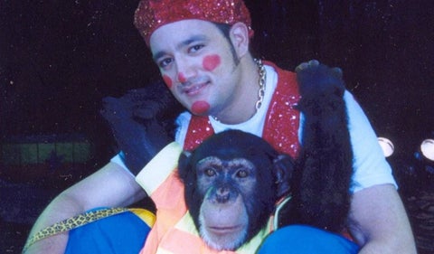 Raúl Gasca y el chimpancé que murió