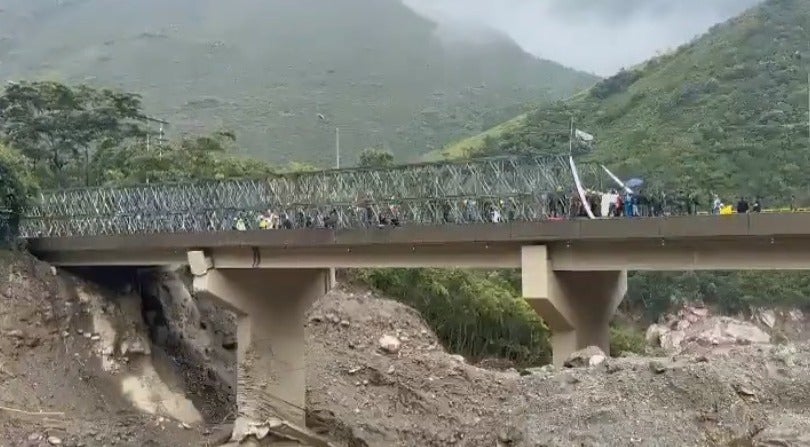 Quetame puente provisional